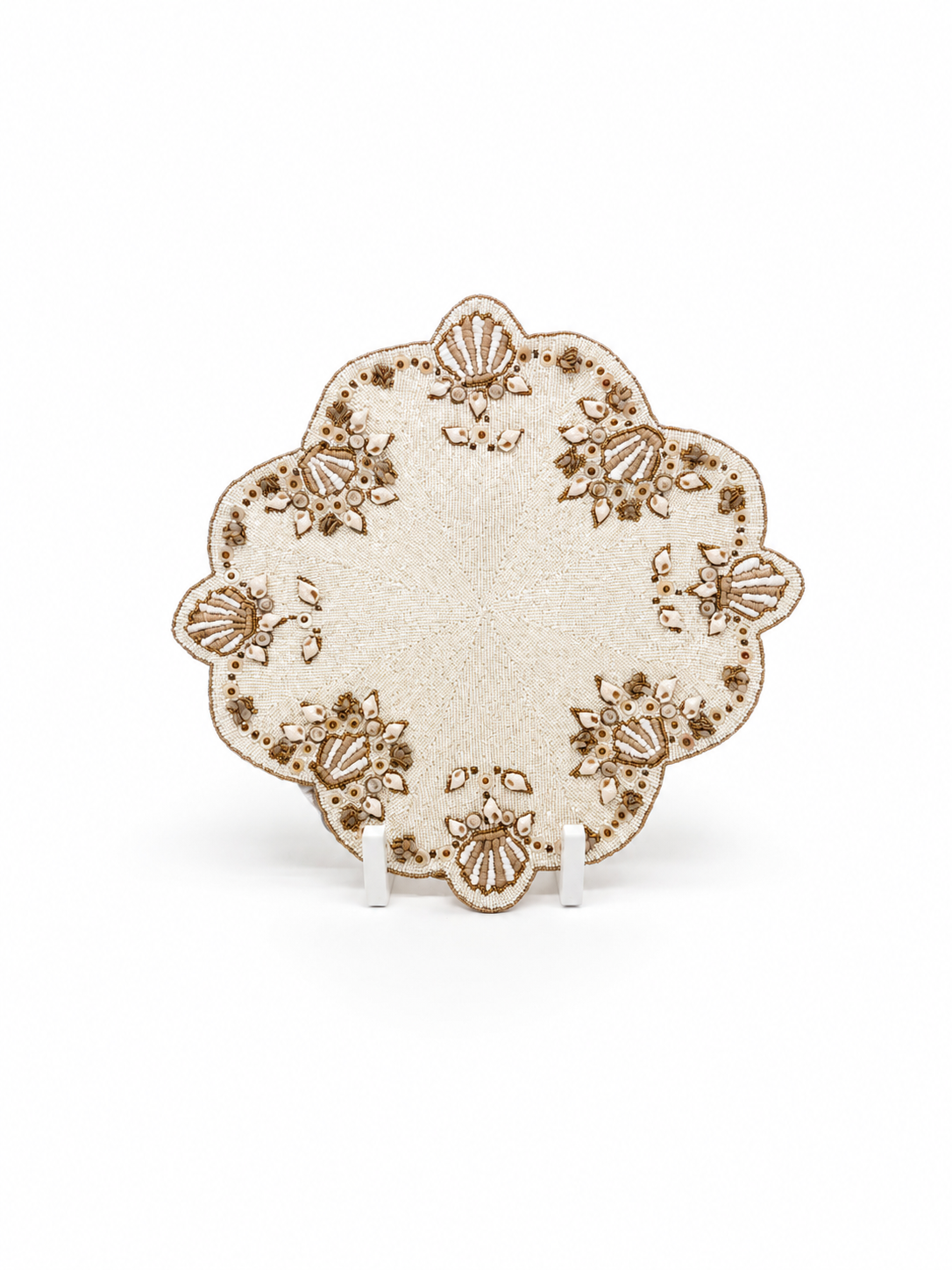 Beaded Shell Scalloped Placemat
